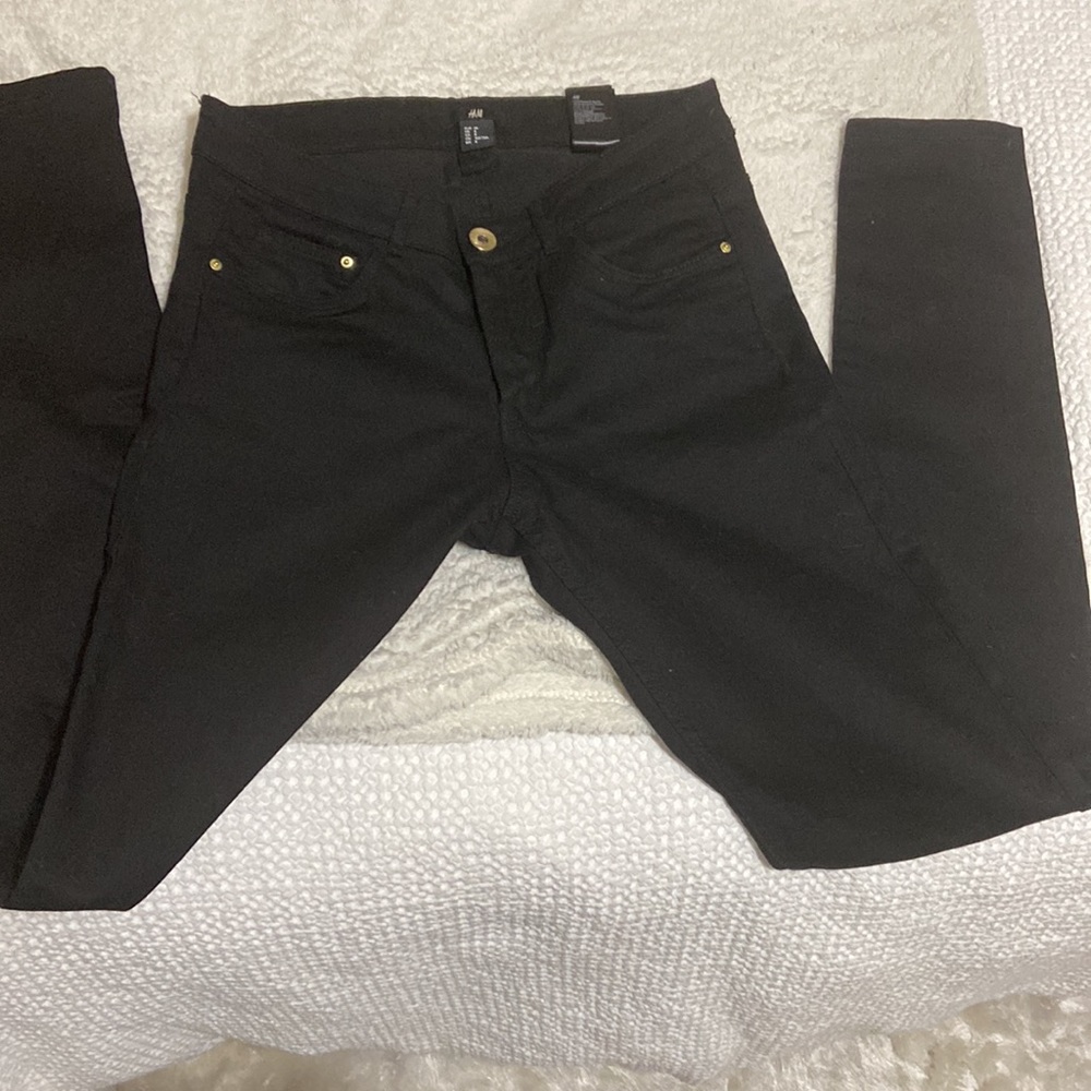 H & M Black Straight Leg Jeans, 8, NWOT